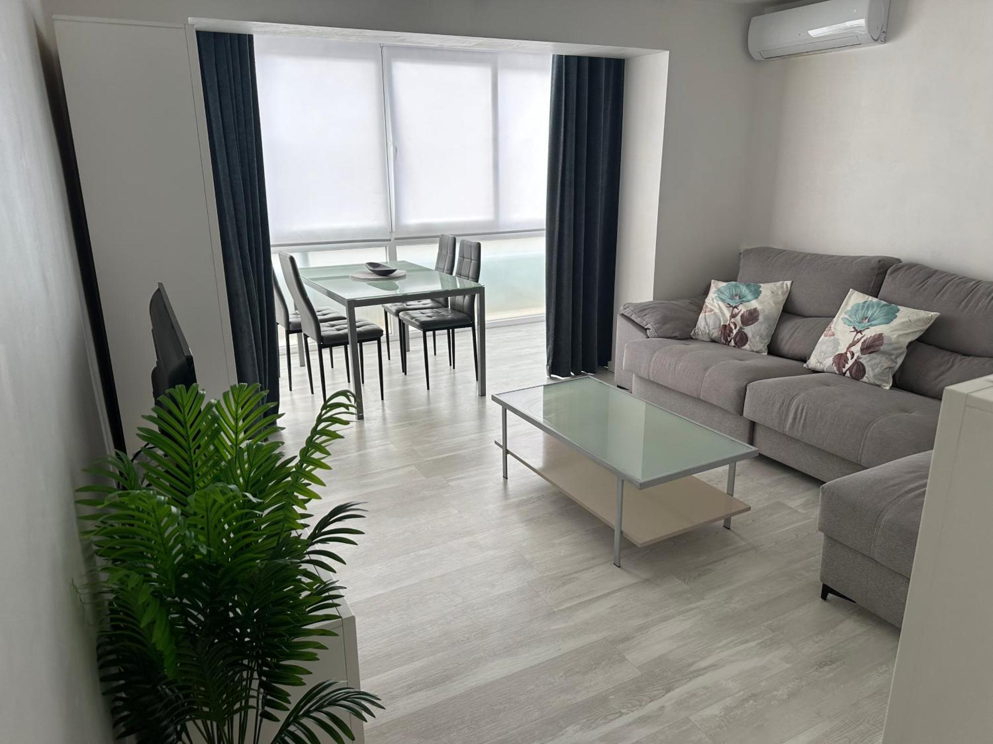 Apartamento Suzanna Benidorm Dış mekan fotoğraf